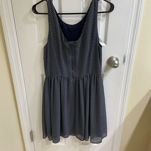 EUC: Navy & White Gap Dress
